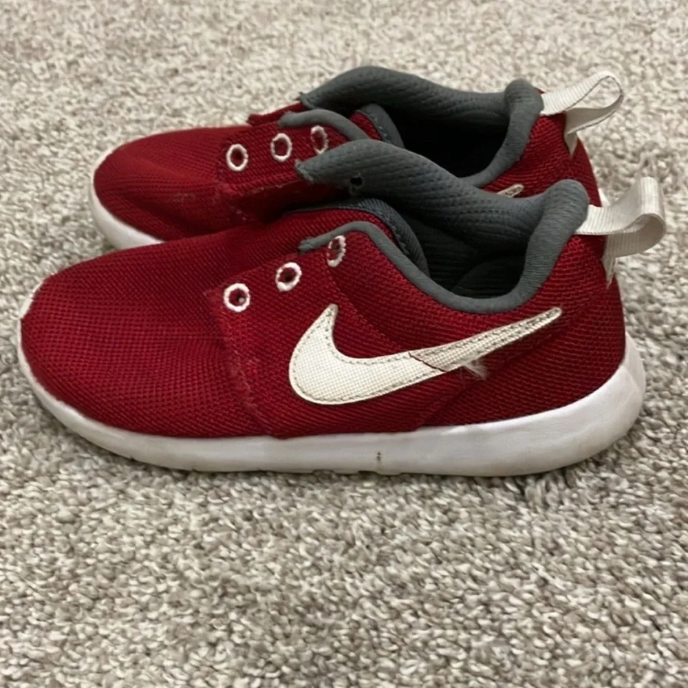 5 for $25🎈Nike shoes